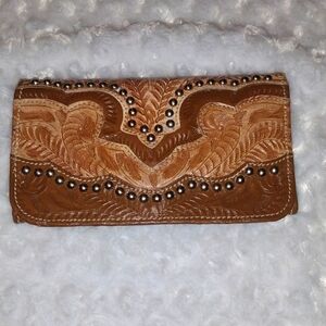 AMERICAN west saddle ridge laddies tri-fold wallet